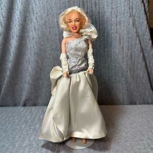 Vintage Marilyn Monroe Collector's Doll 12" Limited Edition DSI 1993